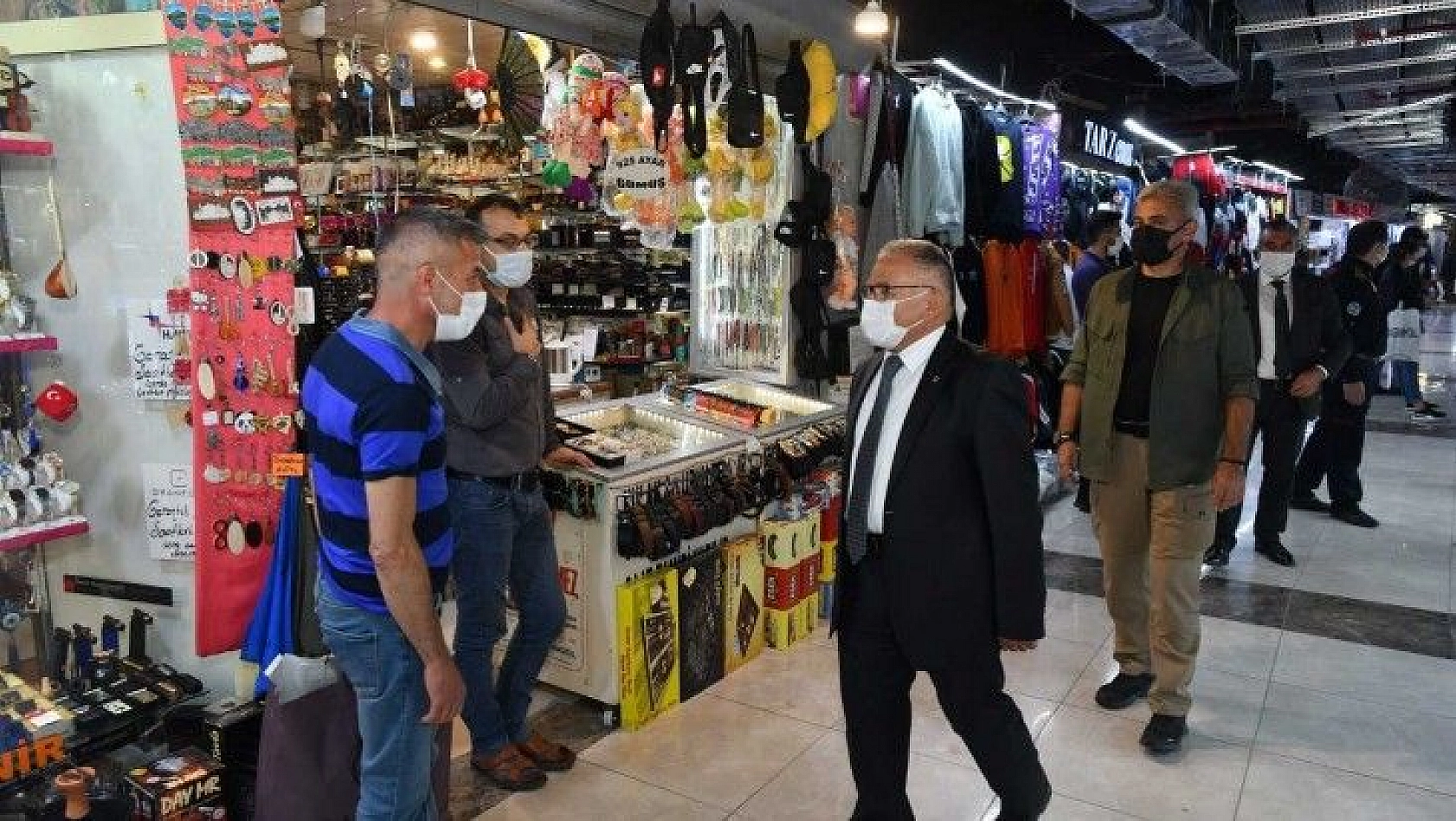 Başkan Büyükkılıç'tan, Yeraltı Çarşısı'nda inceleme
