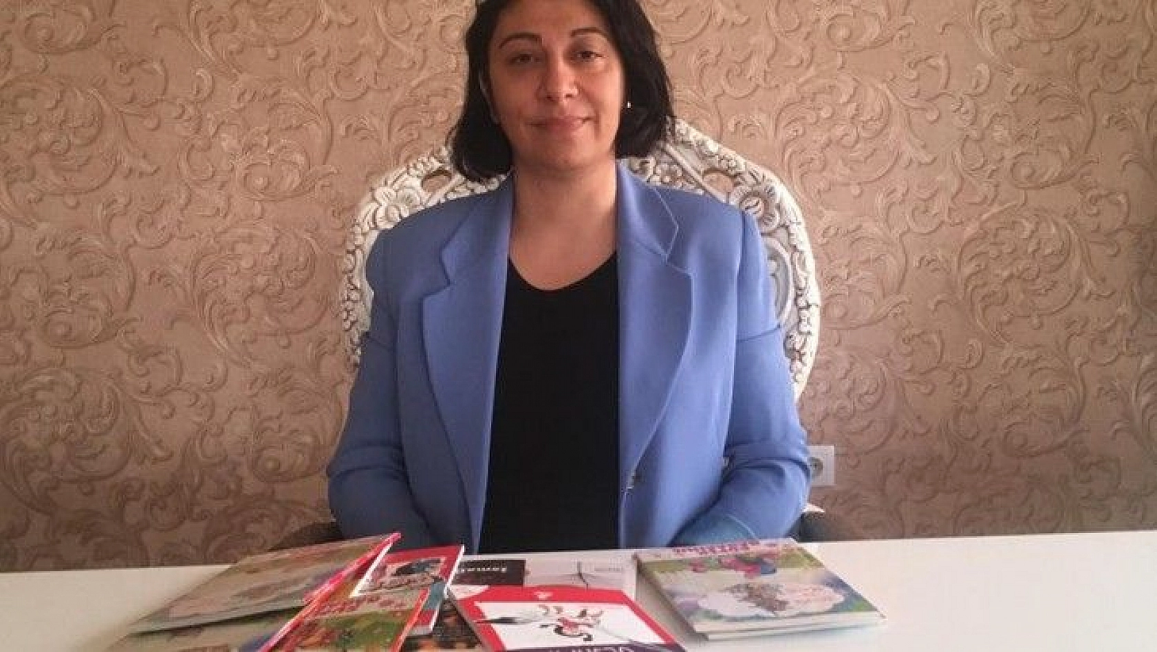 AK Parti Kadın Kolları Cizre'de kütüphane kuruyor
