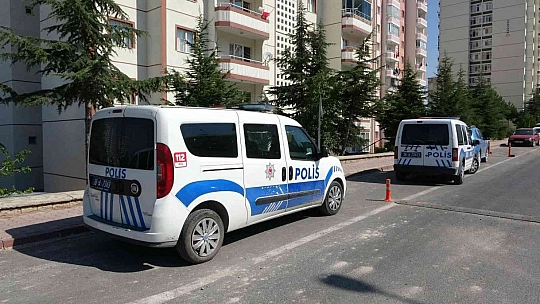 Feci şekilde hayatını kaybetti