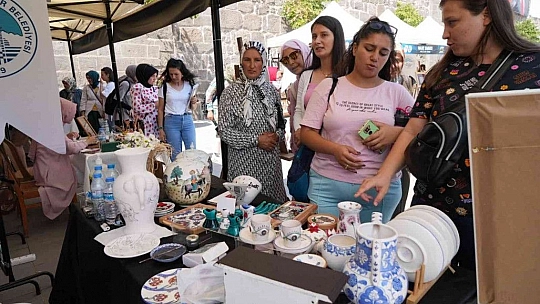Kayseri Altın Eller Geleneksel El Sanatları Festivali'ne yoğun ilgi