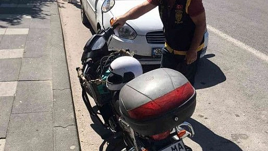 Motosiklet ve otomobiller denetlendi