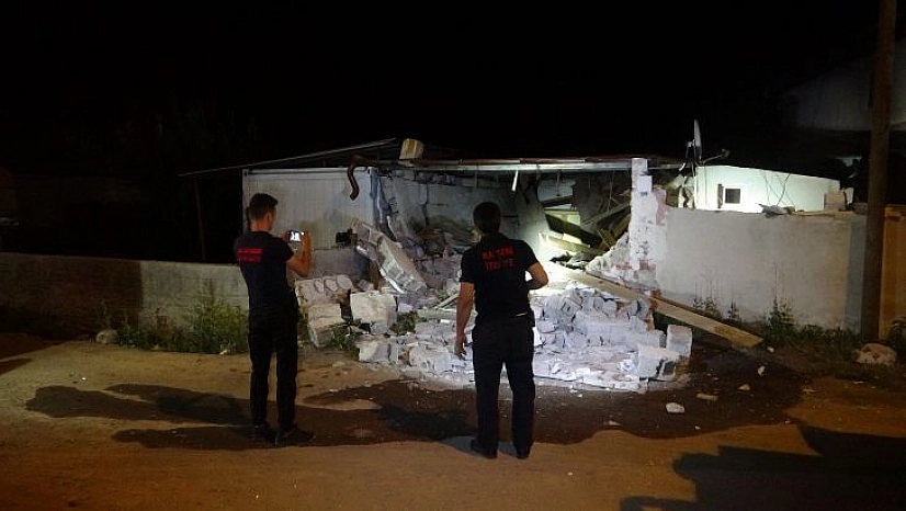 Bomba gibi patladı: 2 yaralı