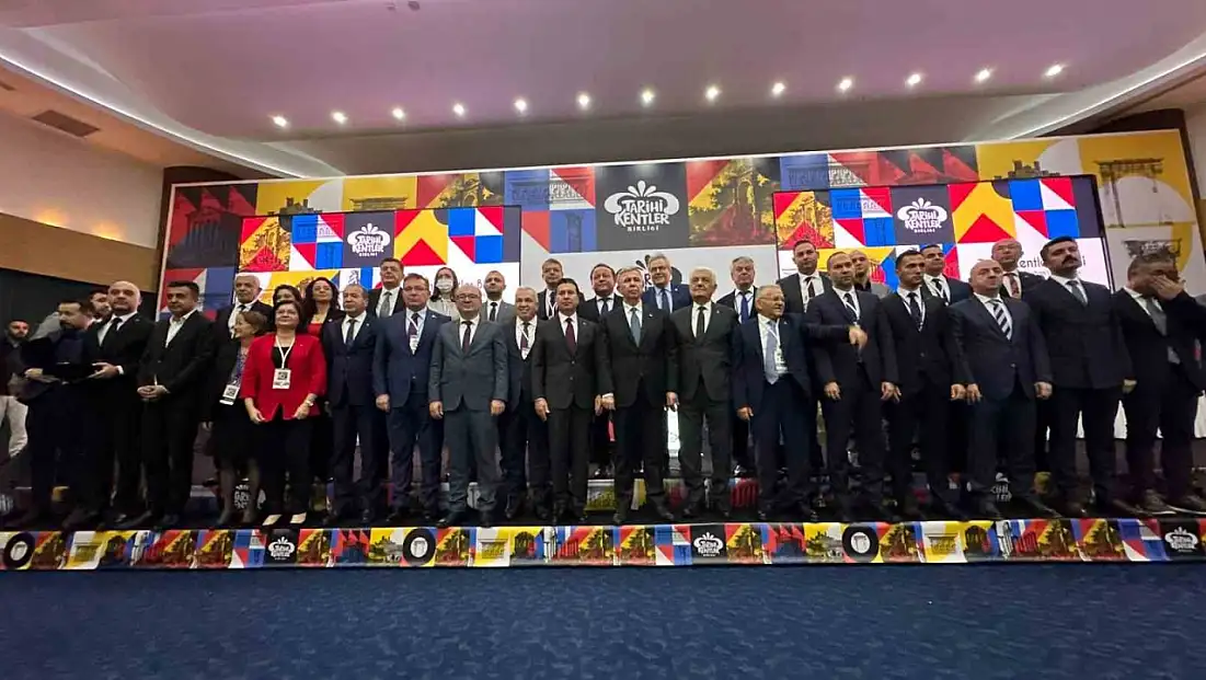 400 belediye başkanı Kayseri’ye geliyor!