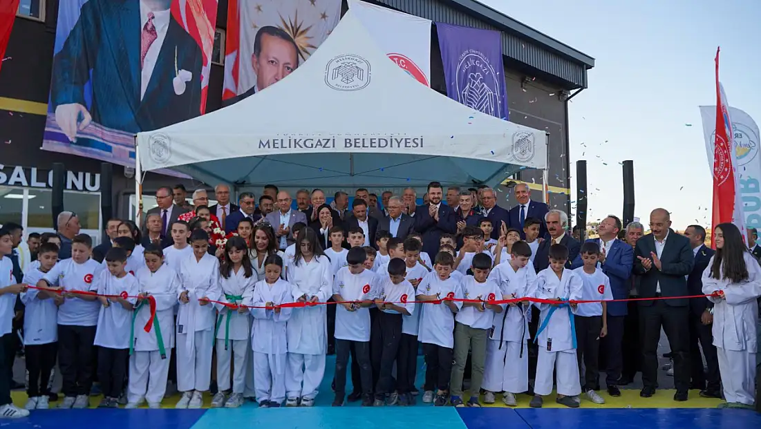 60.'sı Esenyurt Mahallesi'ne açıldı!