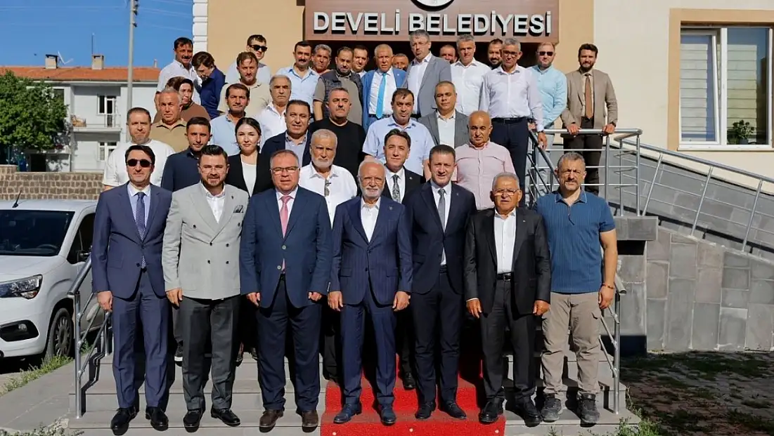 AK Parti’nin önemli isimleri Develi’de buluştu!
