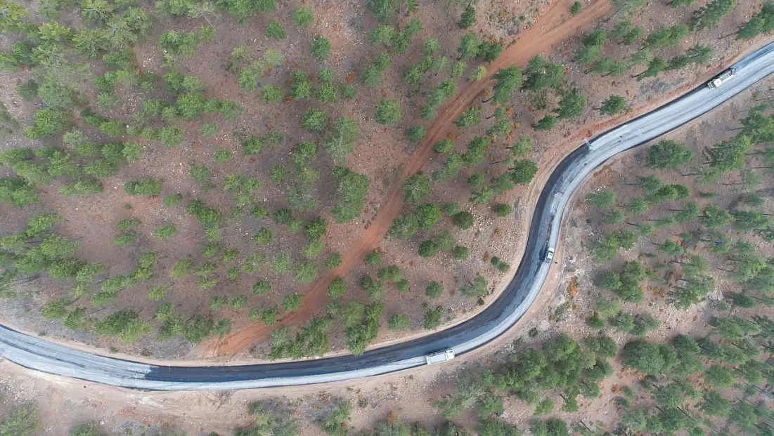Akdeniz'i İç Anadolu'ya bağlayan yol yenileniyor!