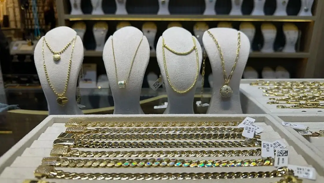 Altın fiyatları rekordan rekora koşuyor (29 Ocak 2026)