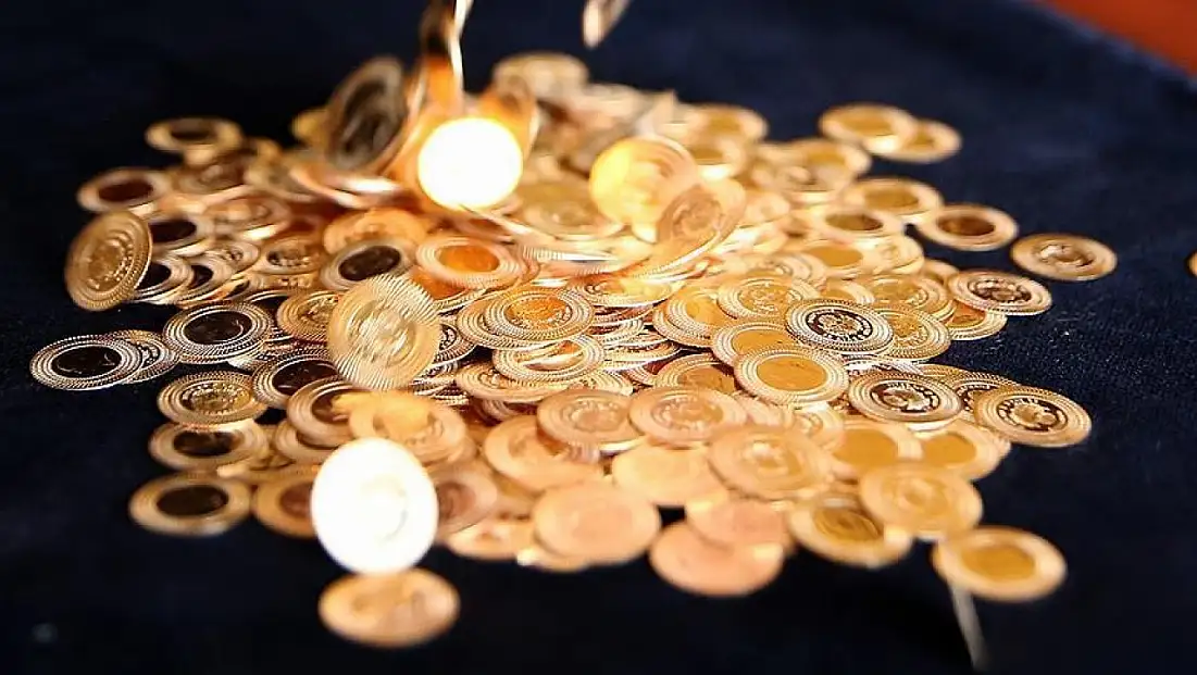 Altında soğuk duş: Gram ve çeyrek altın çakıldı