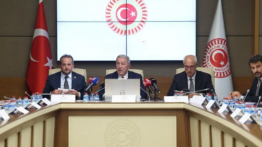 Ankara'da beklenen karar çıktı! Hulusi Akar'dan açıklama geldi