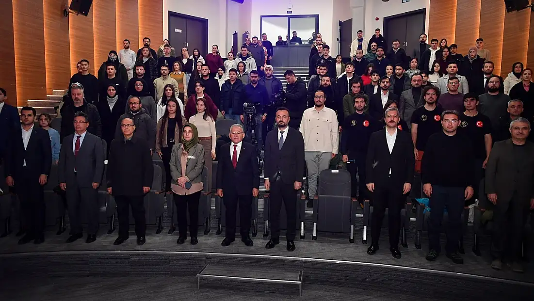 Başkan Büyükkılıç gençlerle buluştu