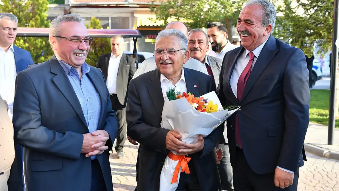 Başkan Büyükkılıç sahada: Felahiye’deki yol çökmesi!