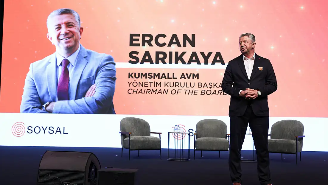 Başkan Sarıkaya İstanbul'da Kumsmall'ı anlattı