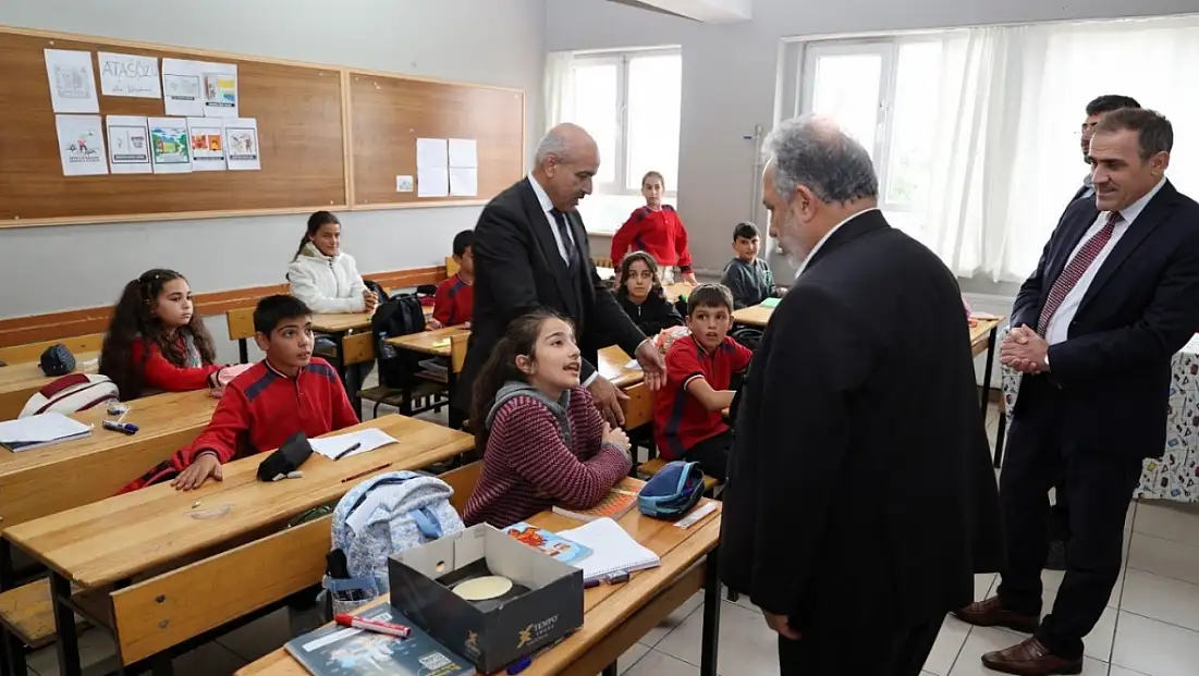 Başkan Yalçın'dan Kamber İlkokuluna ziyaret