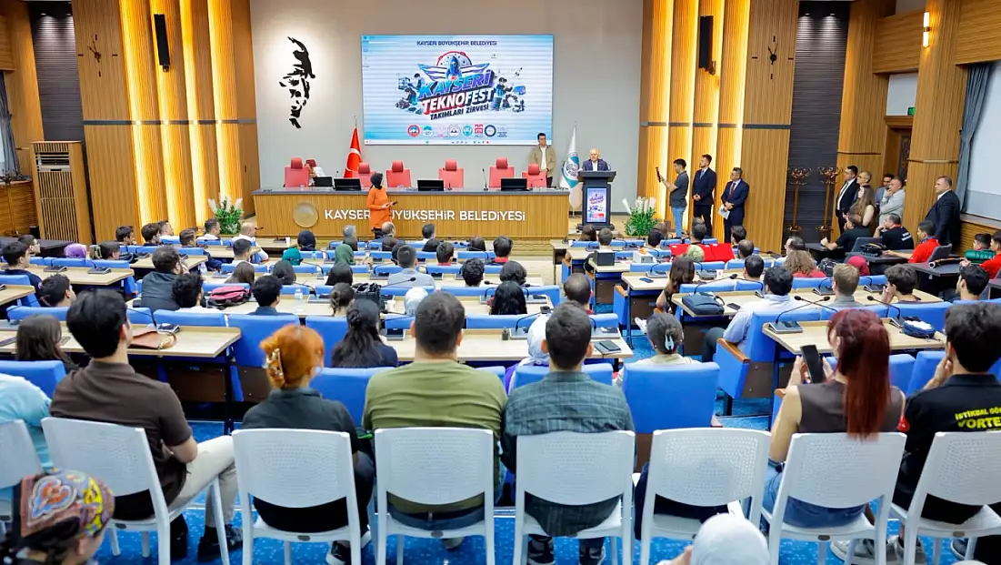 Büyükkılıç gençlerle buluştu: Kayseri’nin TEKNOFEST hedefi büyüyor!