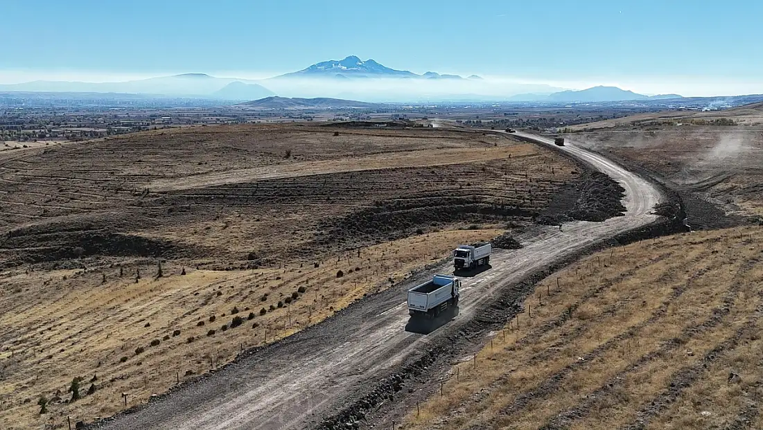 Büyükkılıç: Yolları yapmak yetmez, gönüllere yol döşemek önemli