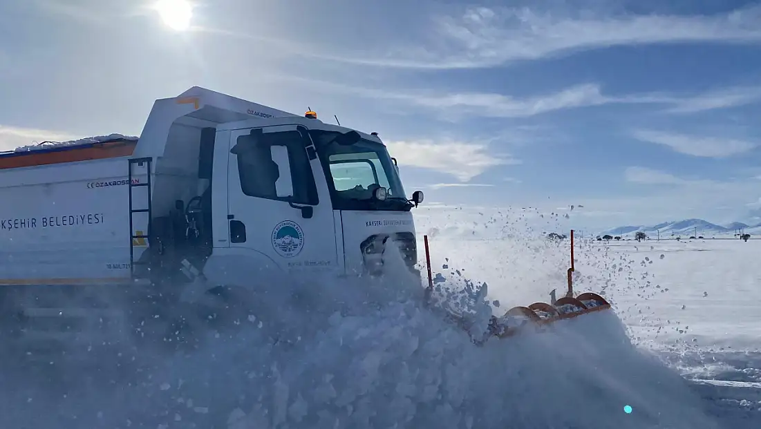 Büyükşehir’den 333 mahalle yoluna gece gündüz müdahale