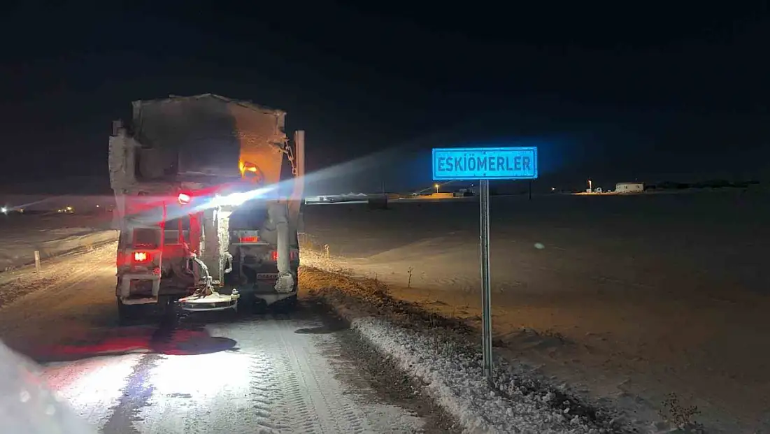 Kayseri'de yol açma çalışmaları devam ediyor