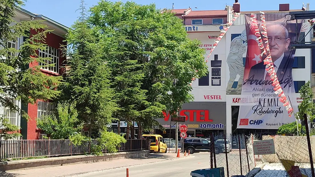 CHP Kayseri'de Kılıçdaroğlu'nun atadığı yönetim disiplin için toplandı