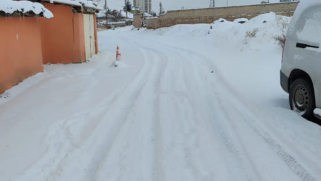 CHP’li Meclis Üyesi Belediyeleri 3G ile eleştirdi