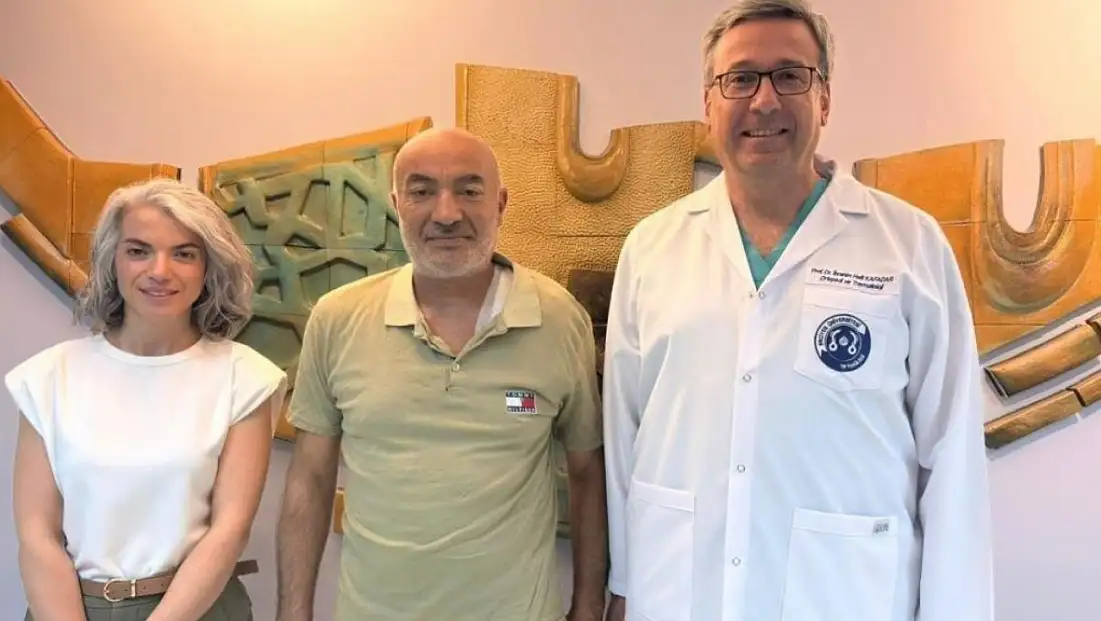 Çorum’dan Kayseri’ye geldi, omzundaki tümörden kurtuldu