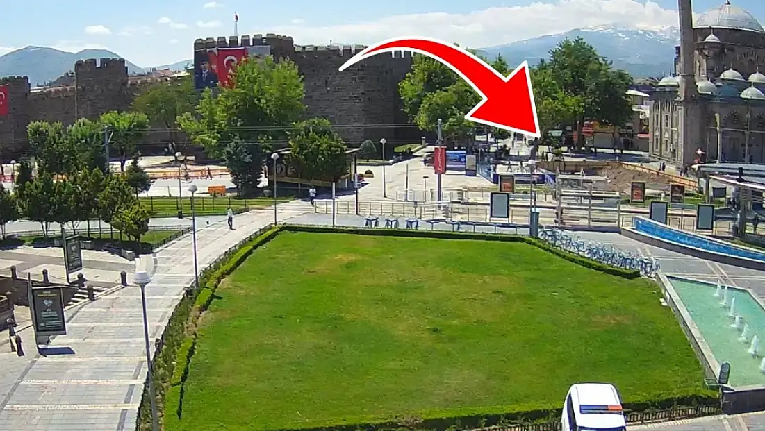 Cumhuriyet Meydanı'ndan Yeraltı Çarşısı'na inecek! Çalışmalar başladı