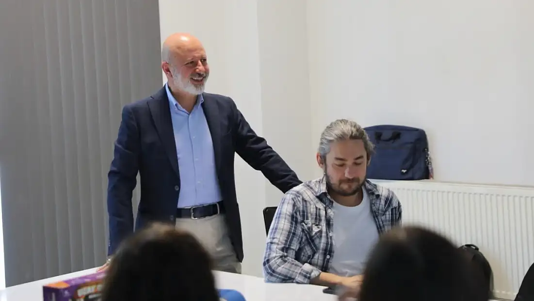 'Çünkü güçlü Türkiye’nin temeli, eğitim, bilim ve inovasyondur'
