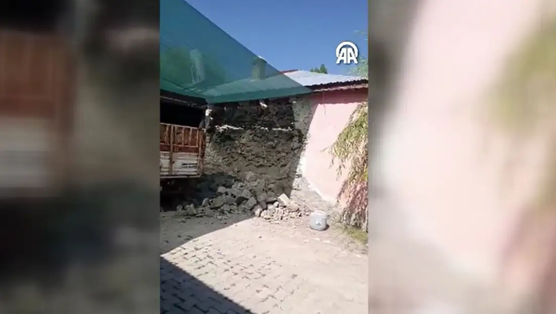 Deprem sonrası bölgeden ilk görüntüler!