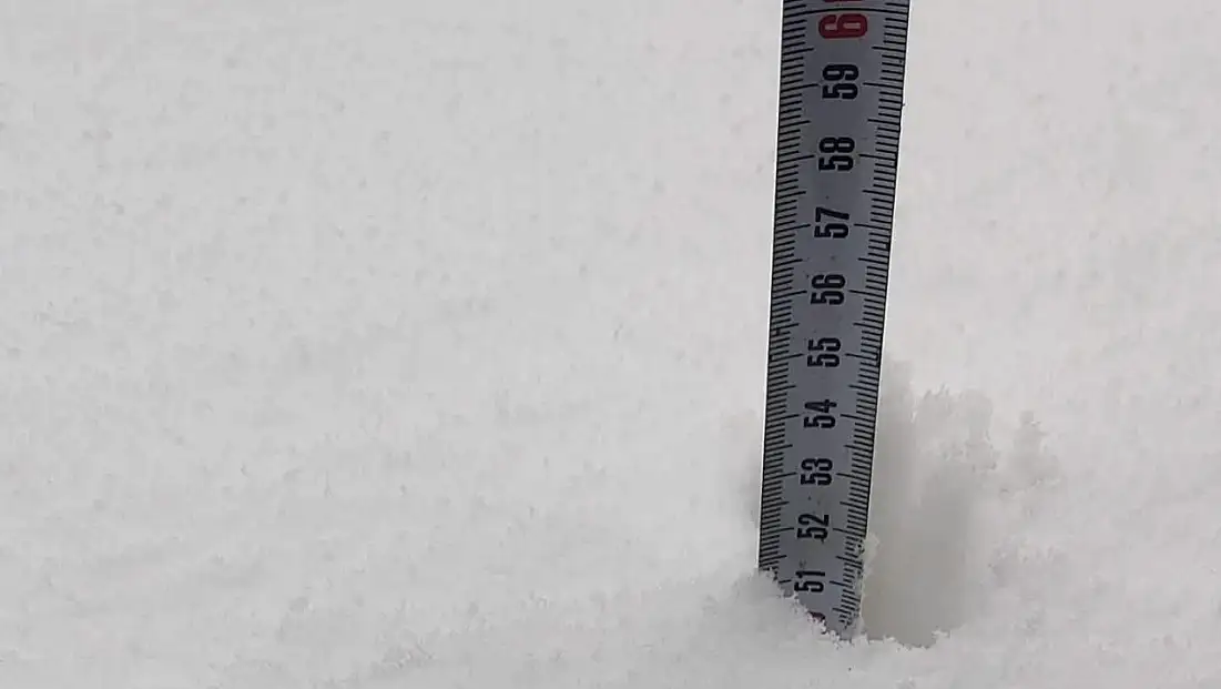 Develi ve Tomarza'da kar kalınlığı 50 santimi geçti