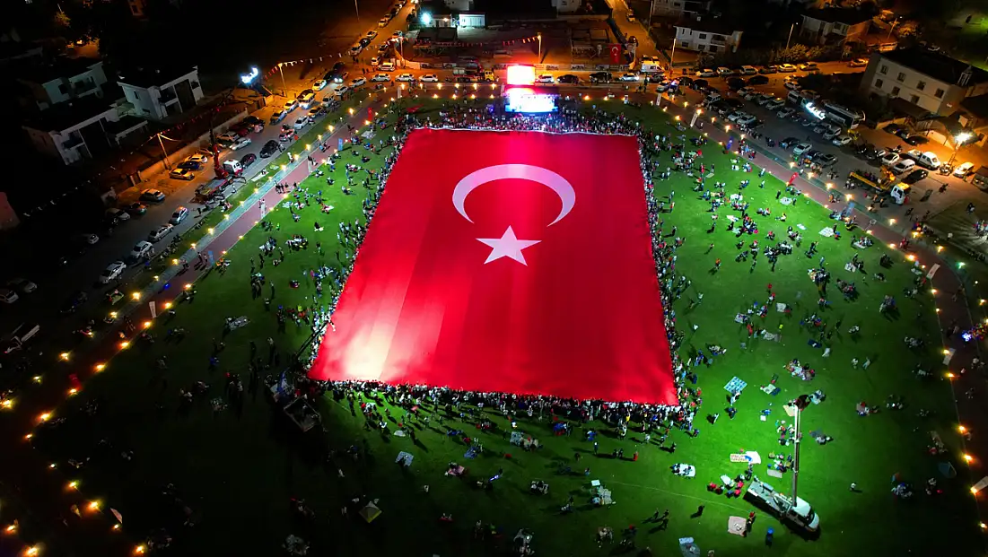 Dünyanın en büyük Türk Bayrağı bu yıl da Talas'ta!