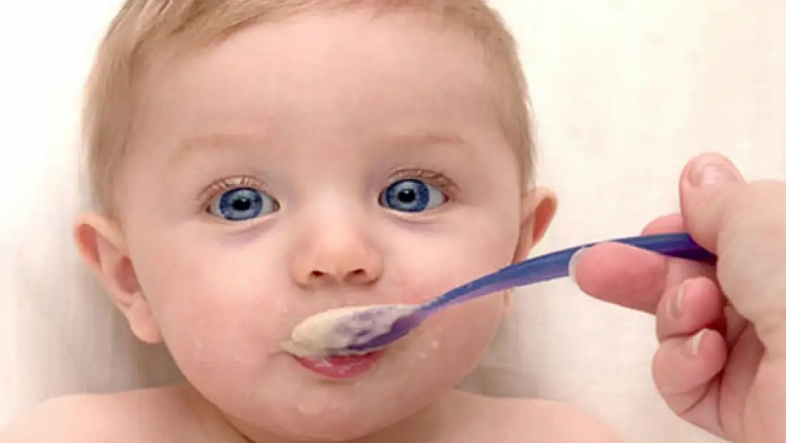 Ebeveynler dikkat: Ünlü bebek maması markasından flaş toplatma kararı!