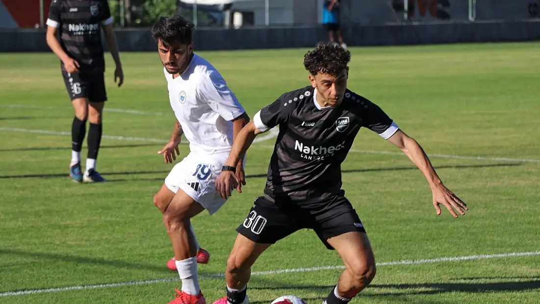 Erciyes 38 FK sezona galibiyetlerle başladı!