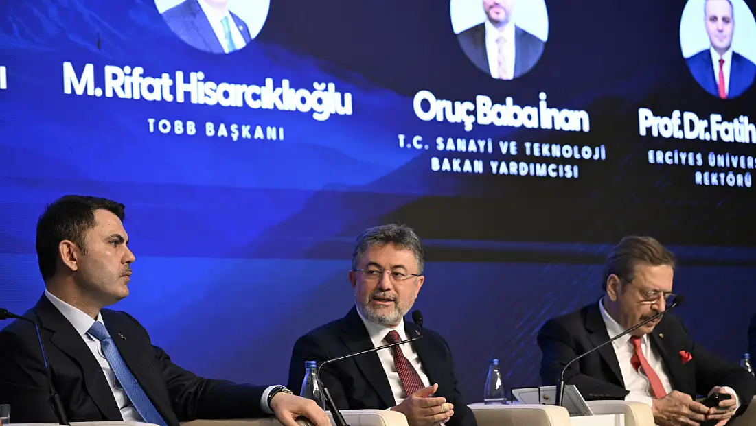 Erciyes’in zirvesinde bakanlar konuştu!