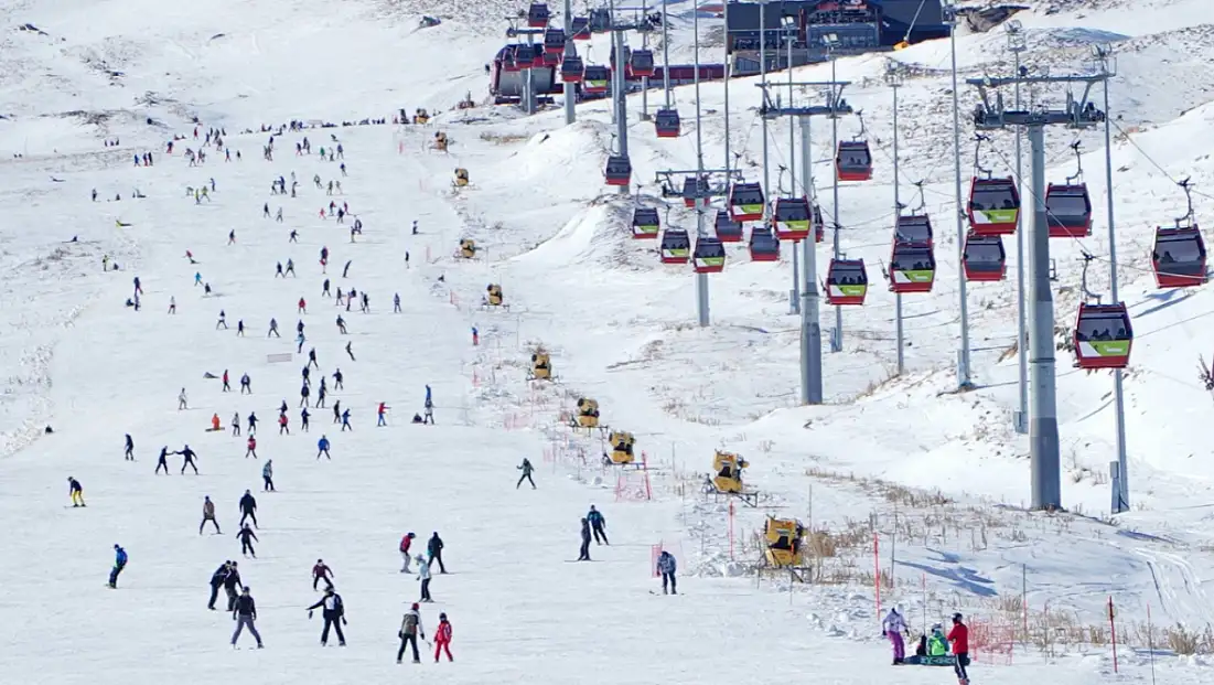 Erciyes’te erken kar, erken sezon mu? Merkezden dikkat çeken paylaşım’