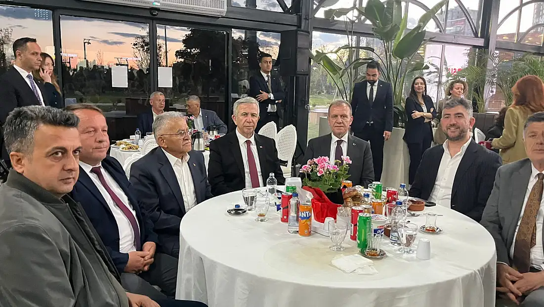 Flaş! Büyükkılıç ve Yavaş uzlaştı!
