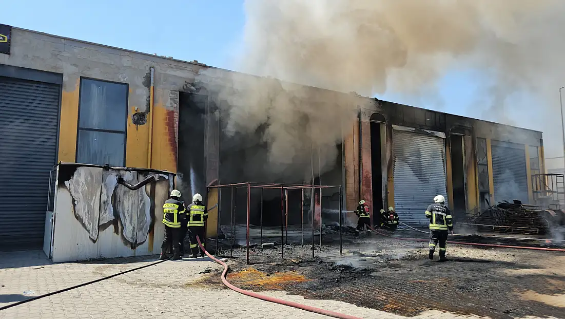 Flaş! Kayseri'de fabrika yangını