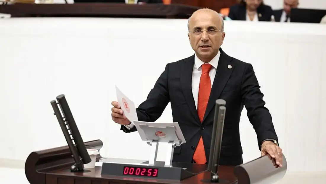 Genç: İktidar, İzmir’den büyük bir emekli yoksulluğu yarattı