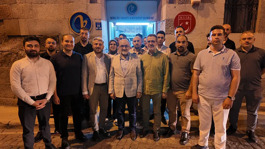 Gençler sordu Kayseri Milletvekili cevapladı!