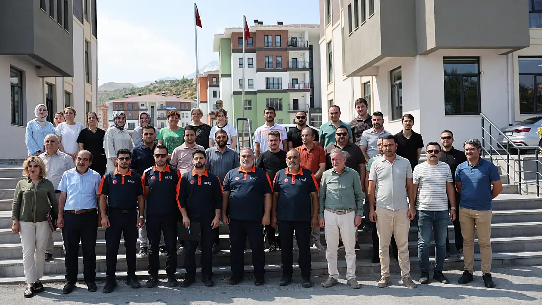 Hacılar Belediyesi’nde gerçeğini aratmayan tatbikat: Personel afetlere hazırlandı