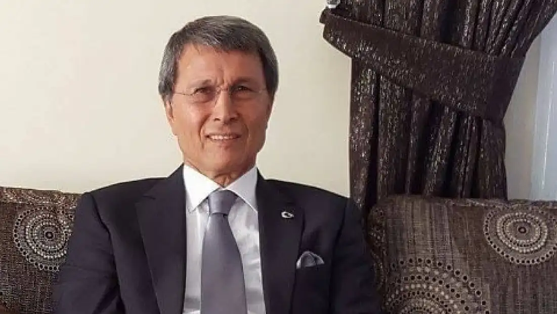 Halaçoğlu'ndan dikkat çeken eleştiri: '600 yıl gerideyiz!'