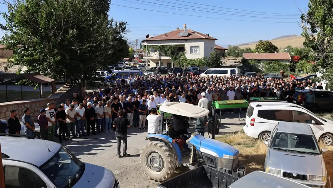 Hayatını kaybeden Kayserili 3 gurbetçi toprağa verildi