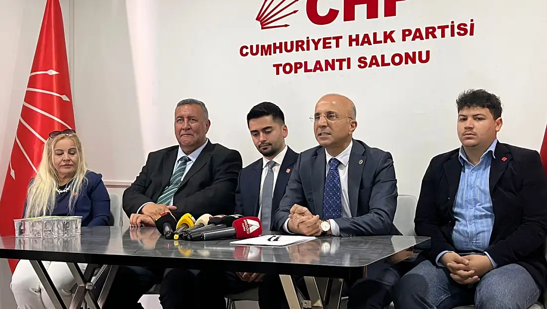 İki Milletvekili Kayseri'de buluştu: Türkiye yönetilemiyor, çözüm erken seçim!