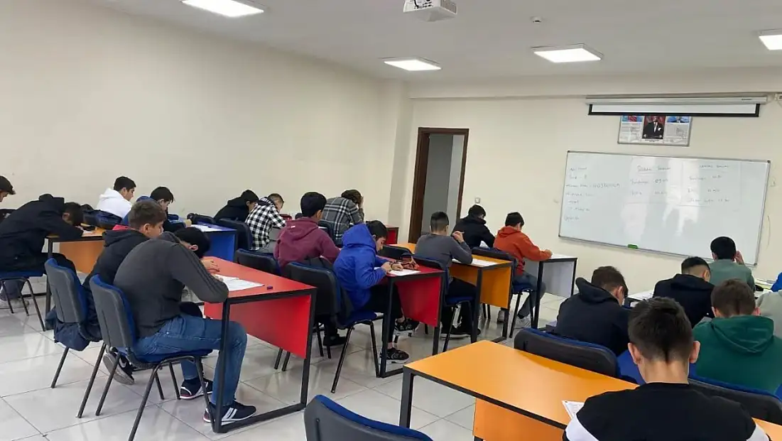 KAYMEK'te sınav maratonu