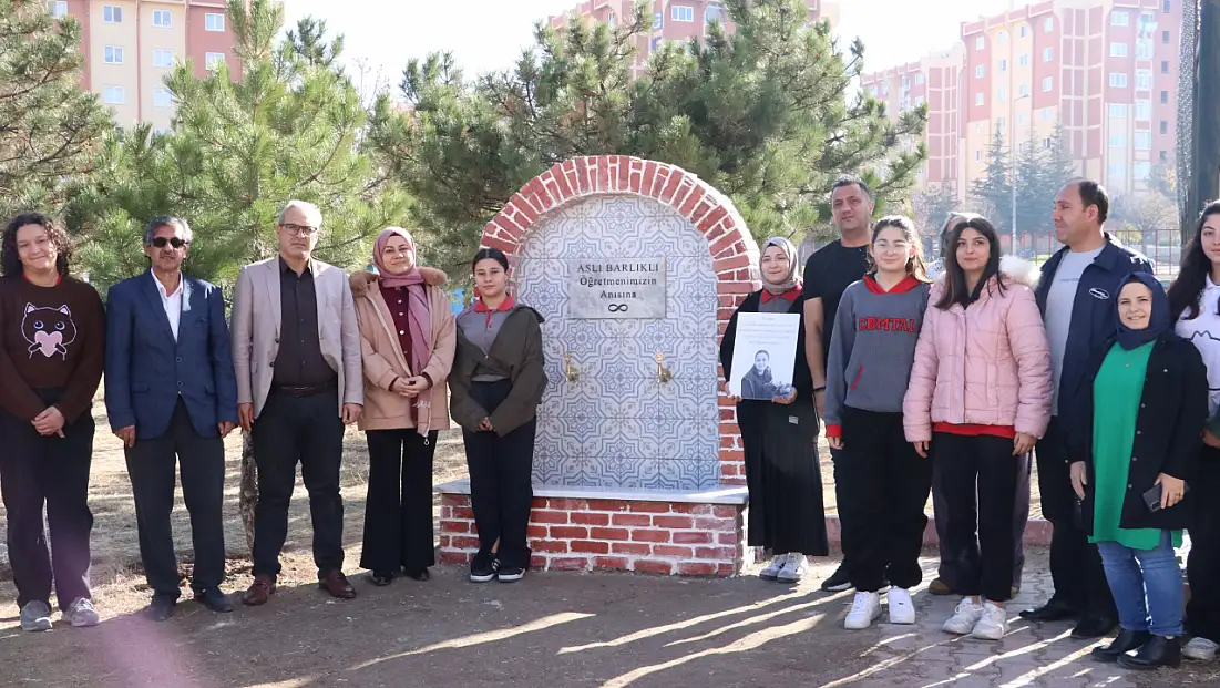 Kayseri'de Ayşe öğretmene 'vefa çeşmesi'