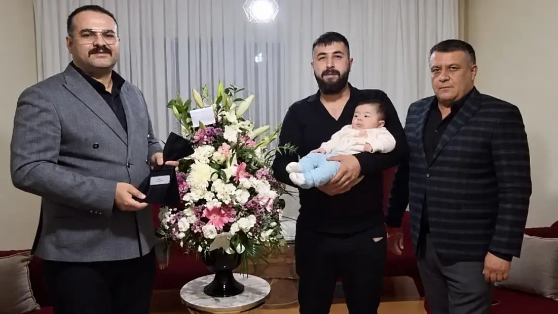 Kayseri’de bebeklerine Sedat Peker adını verdiler: Aileden 50 gram altın açıklaması