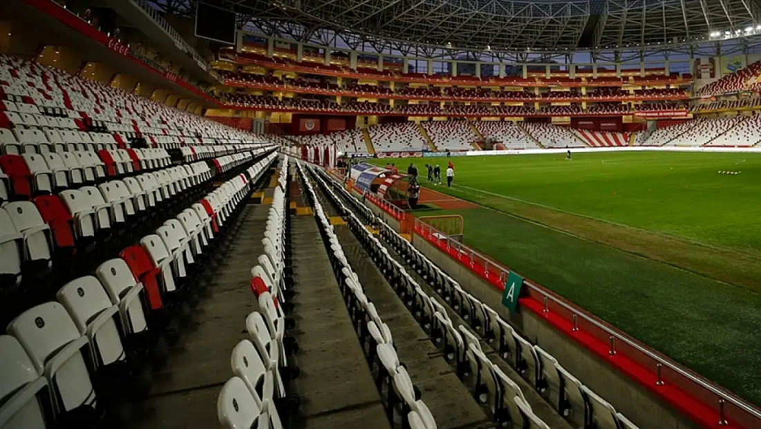 Kayseri’de bir ilçeye daha spor yatırımı: Tribün için düğmeye basıldı