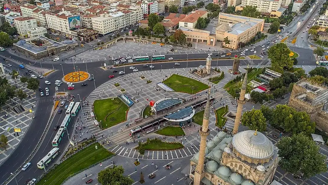 Kayseri'de bugün dışarı çıkacaklar dikkat! Meteoroloji son tahminini açıkladı