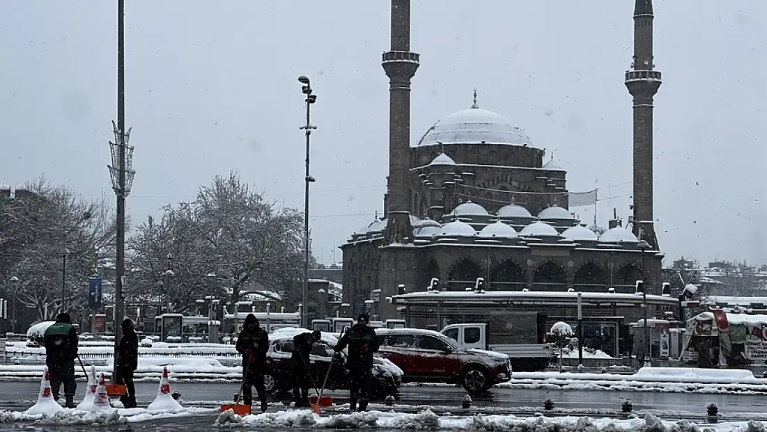 Kayseri'de bugün ezan vakitleri (15 Ekim Çarşamba)