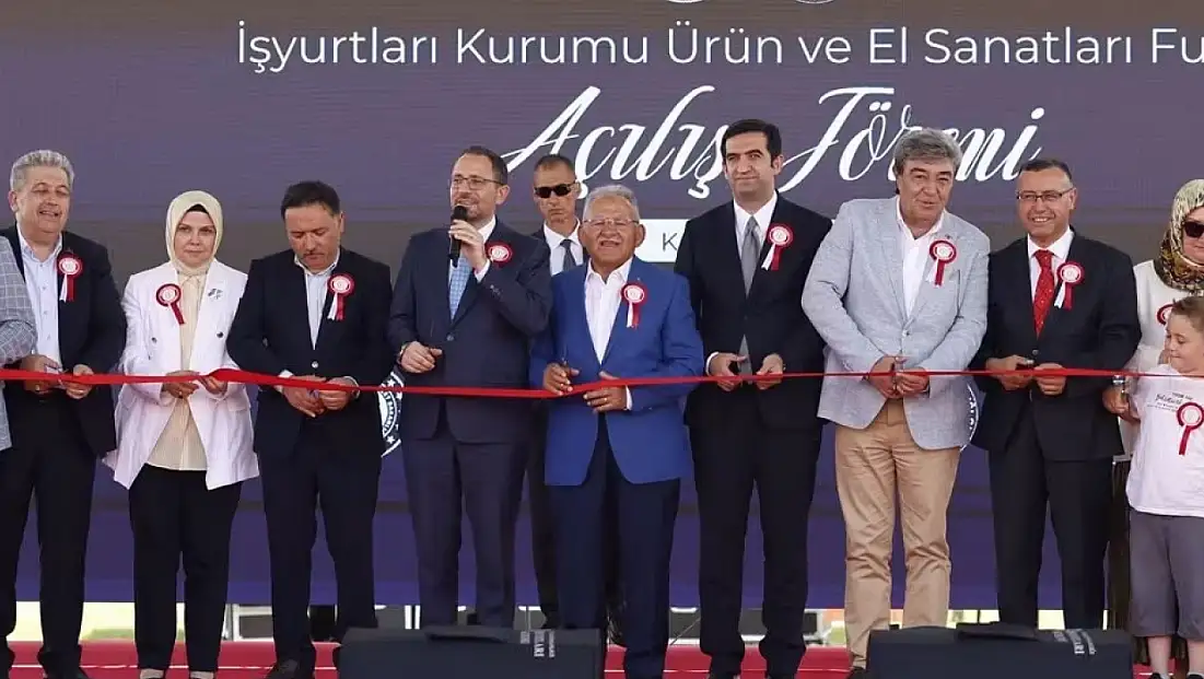 Kayseri'de ceza infaz kurumu atölyeleri halka açıldı