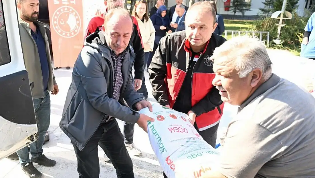 Kayseri'de çiftçilere tohum dağıtıldı