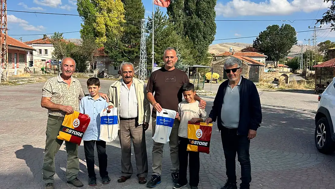 Kayseri’de çocuklar tişörtlerini çıkarıp yangına koştu
